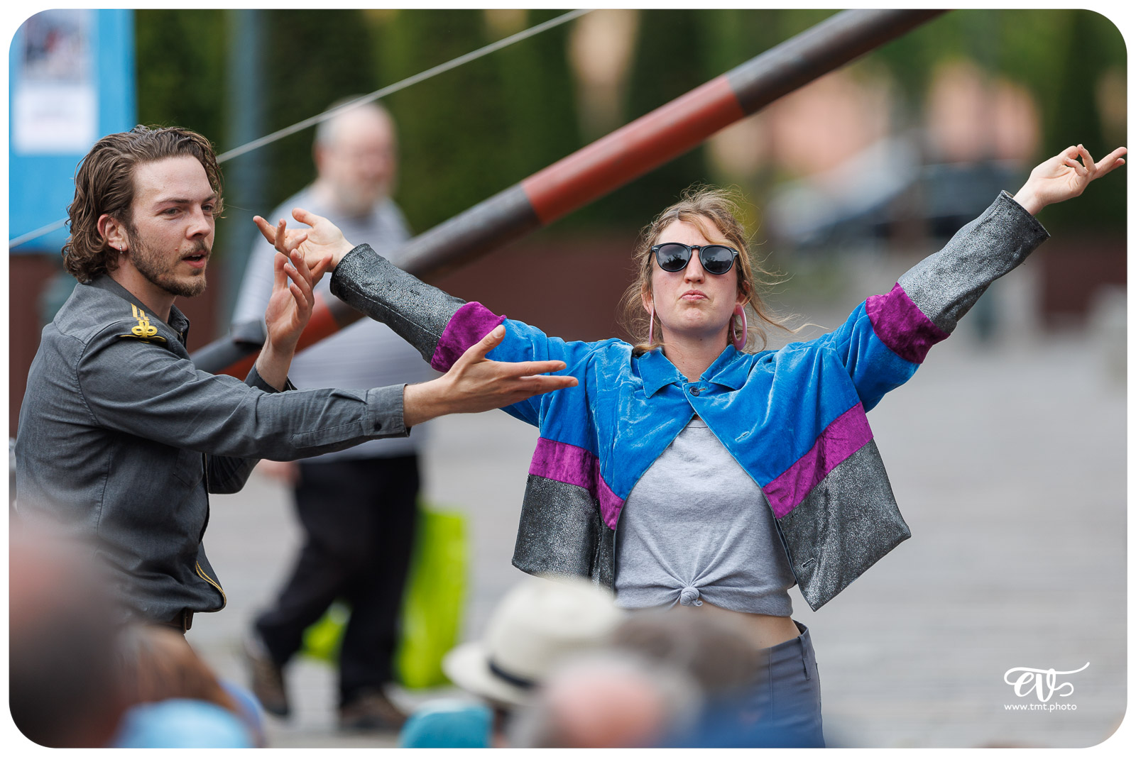 SUR MESURE (CIE BARRIÈRE)